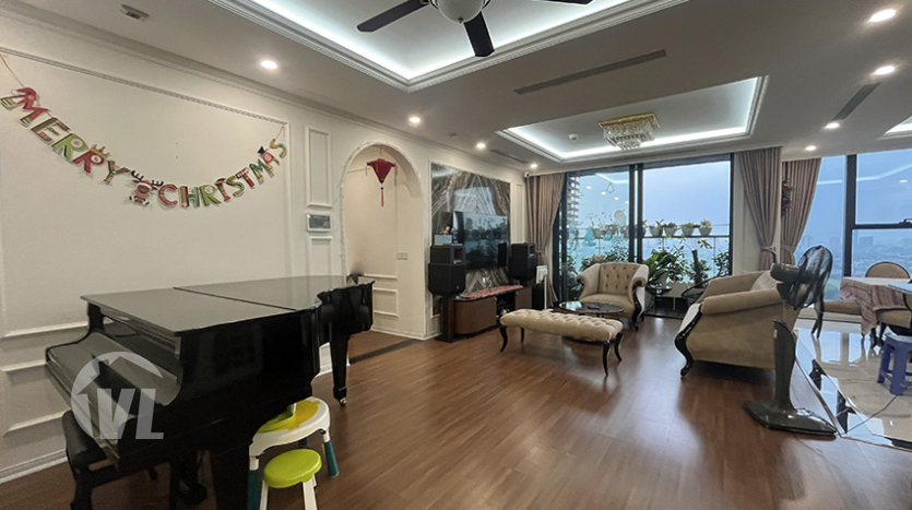 Big apartment at Sunshine city