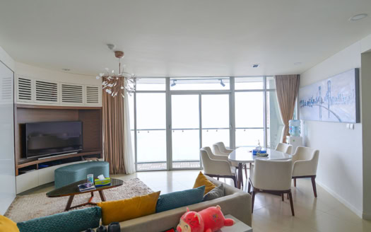 Lake view 3 bedroom apartment for rent in Water Mark