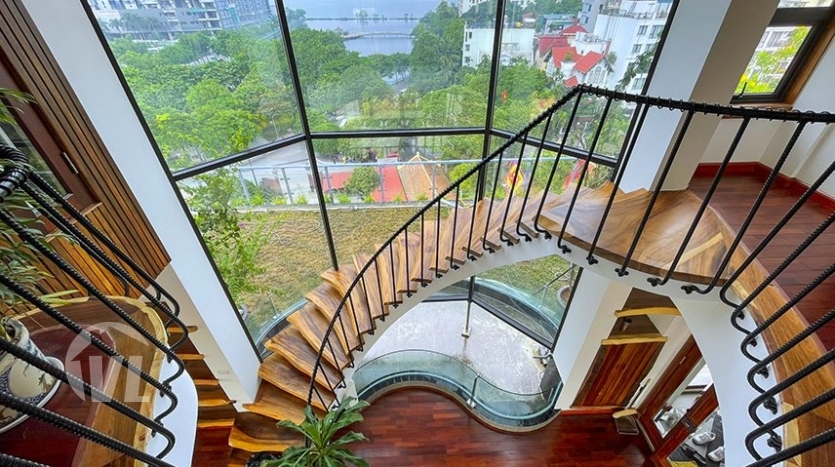 Awesome serviced penthouse in Tay Ho to rent with pool and terrace