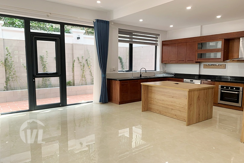222 Brand-new modern house to rent close to UNIS in Ciputra Hanoi