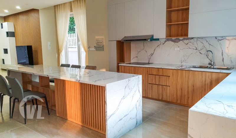 Brand-new furnished Vinhomes Riverside villa to lease on Hoa Sua