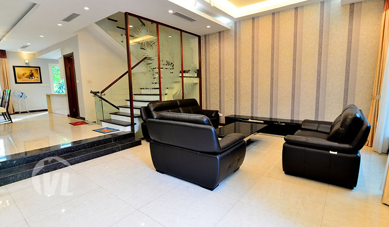Corner villa to rent in Bang Lang area of Vinhomes Riverside