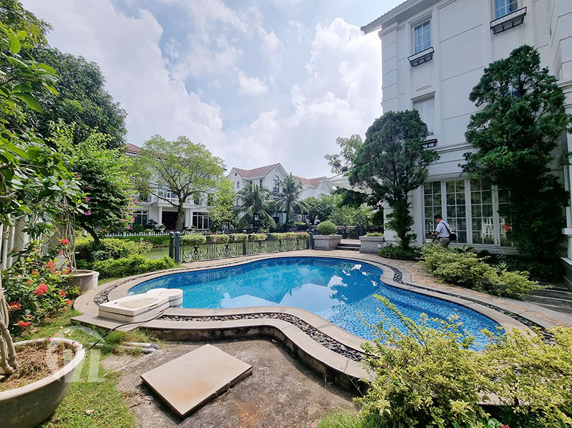 333 Pool villa suitable for an Ambassador in Vinhomes Riverside