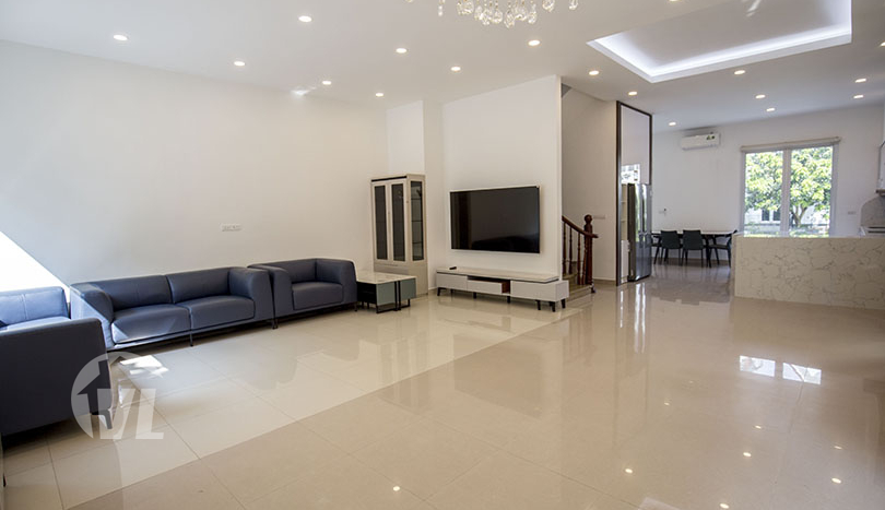 Renovated 4 bedroom house in Hoa Sua street of Vinhomes Riverside
