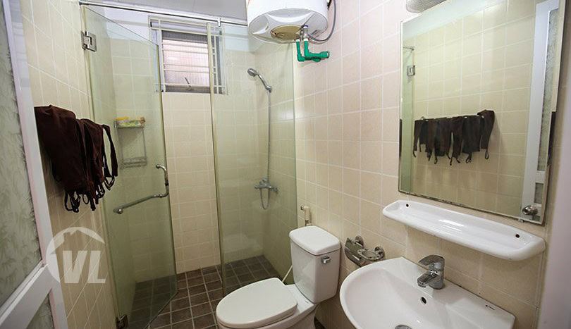 3 bed house with large yard to rent in Tay Ho district