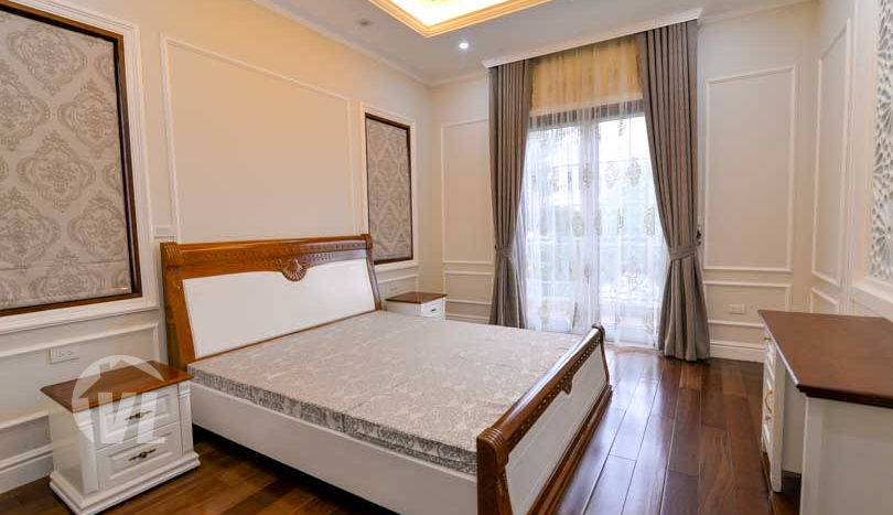 High standard Vinhomes Riverside house to rent on Anh Dao street