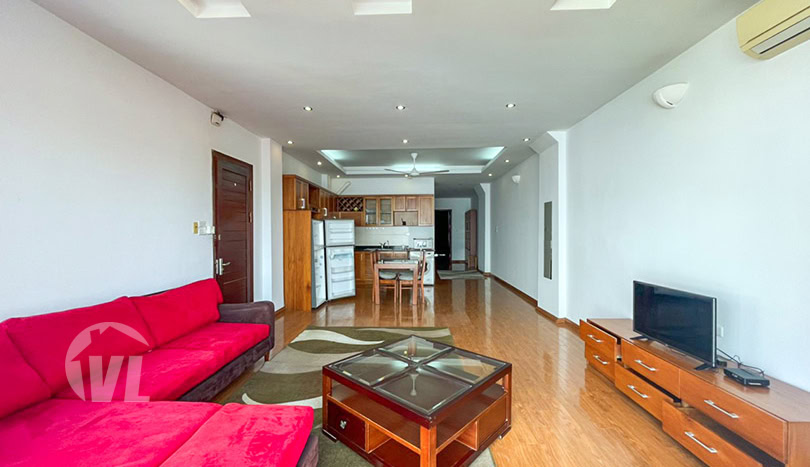 Large and bright 2 bed apartment to rent in Hanoi center