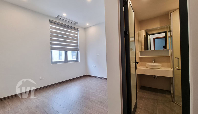 New 4 bed house to rent on Nguyet Que in Vinhomes Harmony