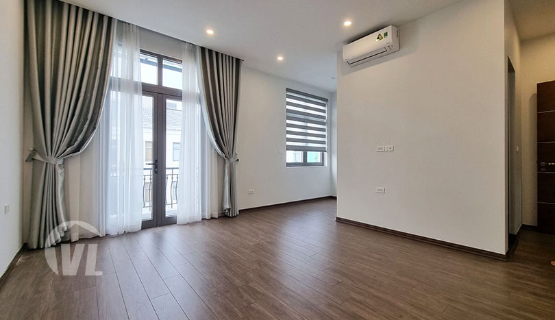 New 4 bed house to rent on Nguyet Que in Vinhomes Harmony