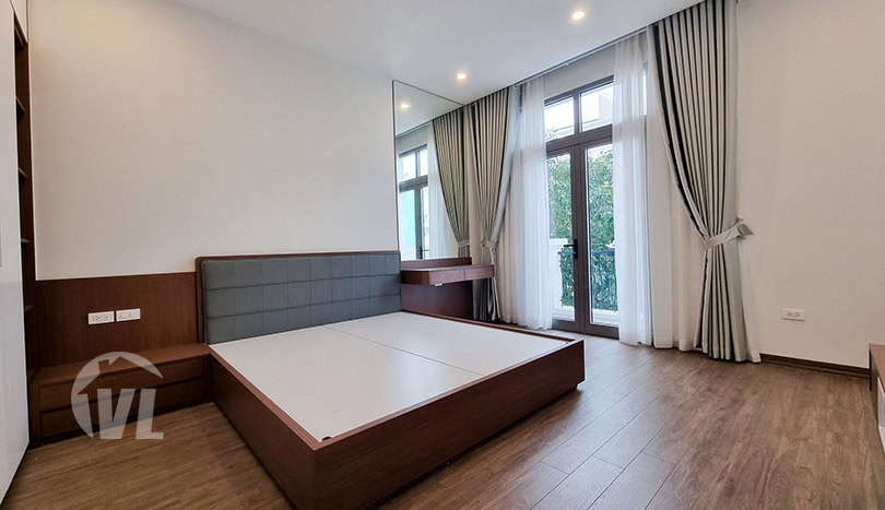 New 4 bed house to rent on Nguyet Que in Vinhomes Harmony