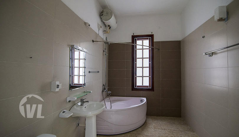 4 bedroom villa with swimming pool and garden in Tay Ho