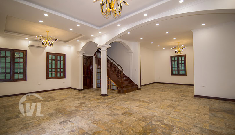 4 bedroom villa with swimming pool and garden in Tay Ho