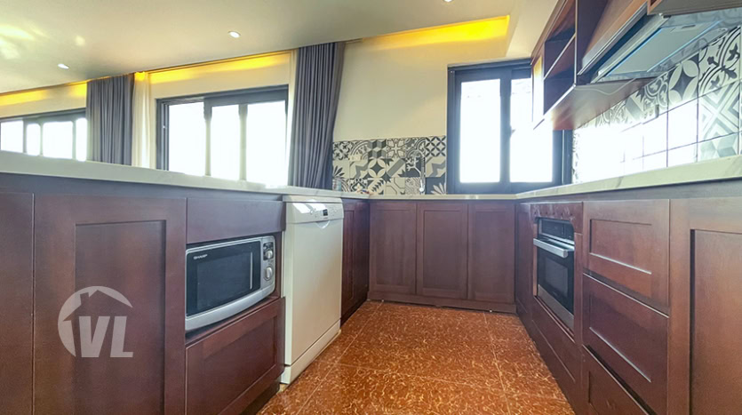 Penthouse with terrace overlooking the West Lake view in Tay Ho area