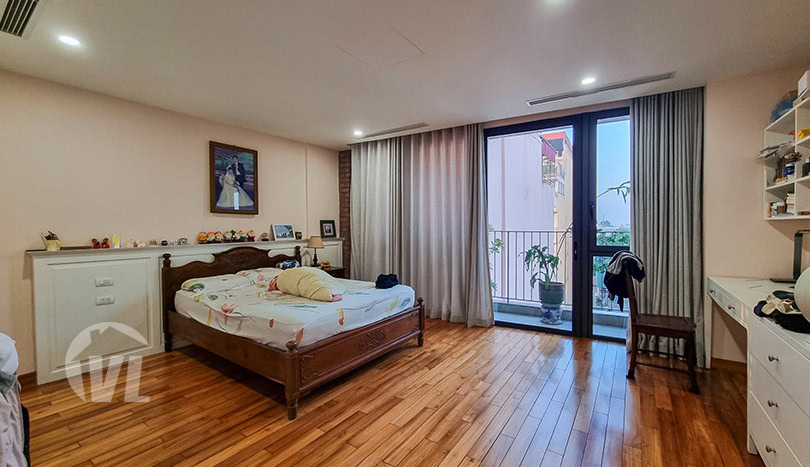 Unique 4 bedroom apartment with terrace to rent in Truc Bach