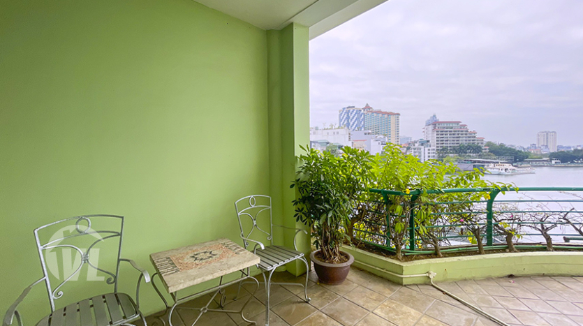 2 bedroom serviced apartment with lake view in Tay Ho