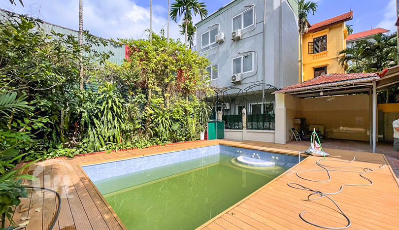 Swimming pool villa with garden and car access in Tay Ho