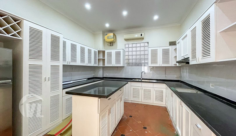 Swimming pool villa with garden and car access in Tay Ho