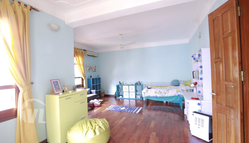Corner villa to rent with swimming pool in Tay Ho
