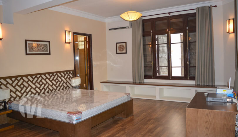 Fully furnished house to rent with garden in Tay Ho district