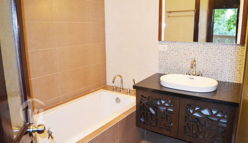 Fully furnished house to rent with garden in Tay Ho district