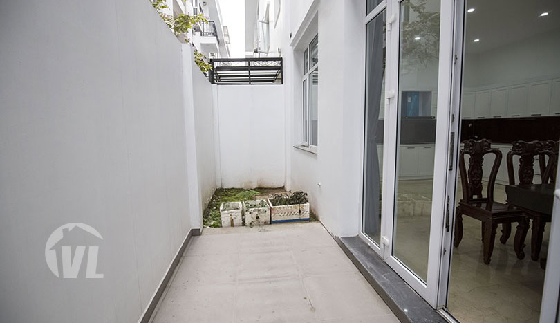 Brand-new 5 bed house for rent in K block Ciputra