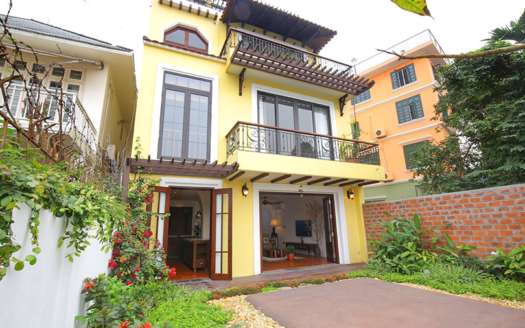 Furnished house with garden and lake view in Hanoi Tay Ho district
