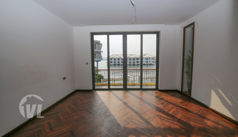 Furnished house with garden and lake view in Hanoi Tay Ho district