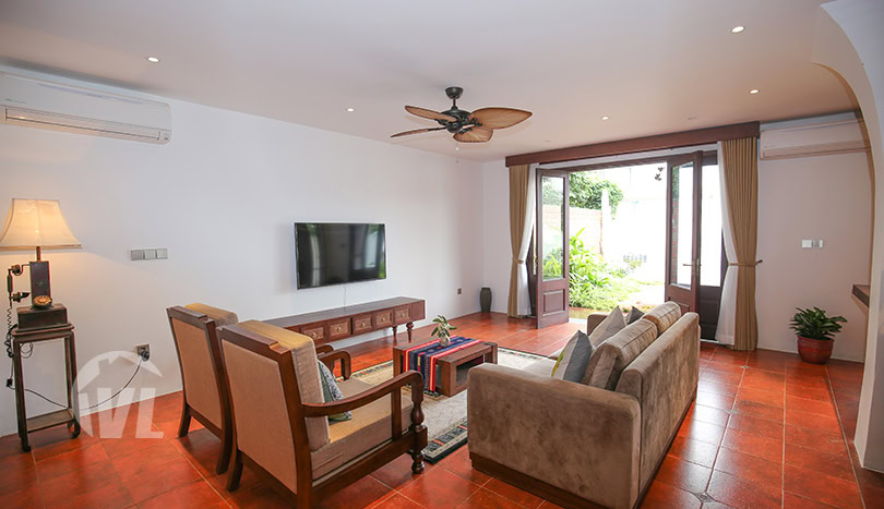 Furnished house with garden and lake view in Hanoi Tay Ho district