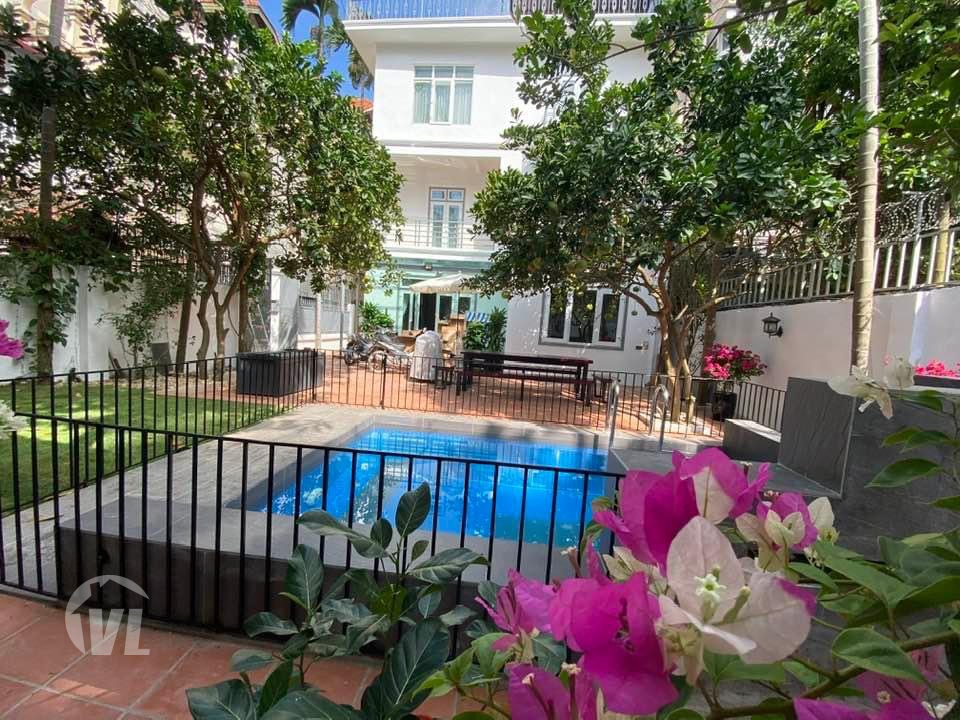 333 High-quality villa with swimming pool for rent in Tay Ho