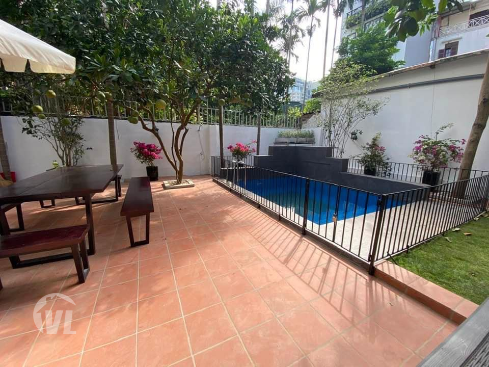 333 High-quality villa with swimming pool for rent in Tay Ho