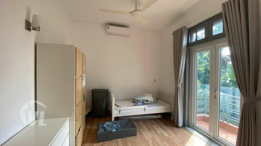 High-quality villa with swimming pool for rent in Tay Ho