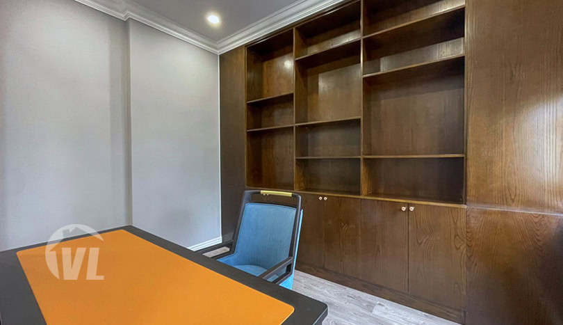 New 3 beds house with elevator to rent in Vinhomes Harmony