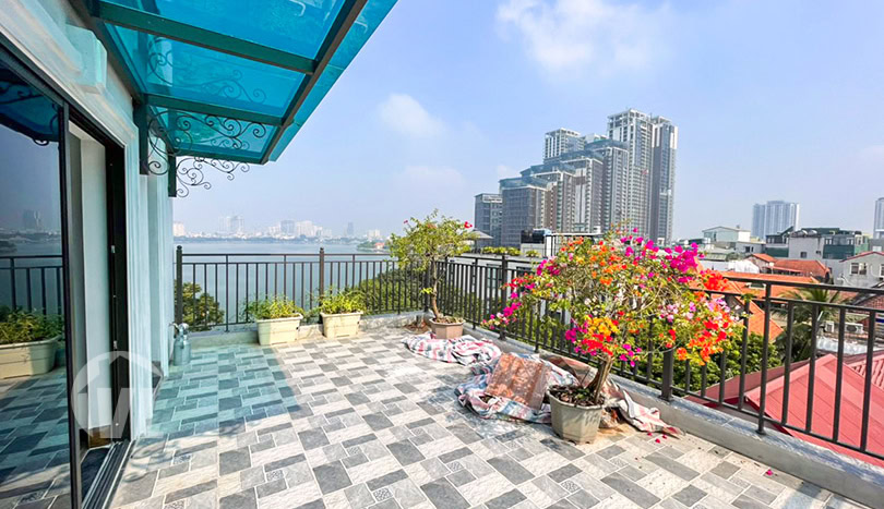 New 6 bedroom house to rent in Tay Ho with West Lake View