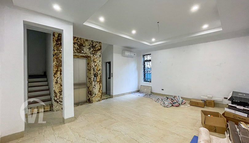 New 6 bedroom house to rent in Tay Ho with West Lake View