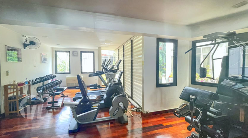 New apartment with terrace and closed kitchen to rent in Tay Ho