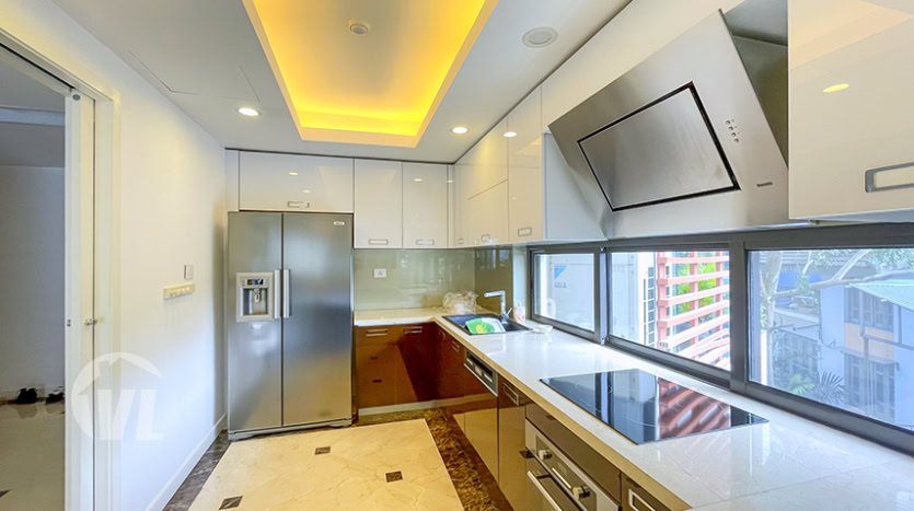 New apartment with terrace and closed kitchen to rent in Tay Ho