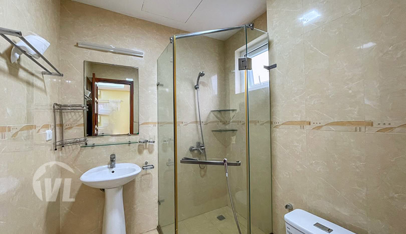 New furnished 5 beds house to rent in Tay Ho district