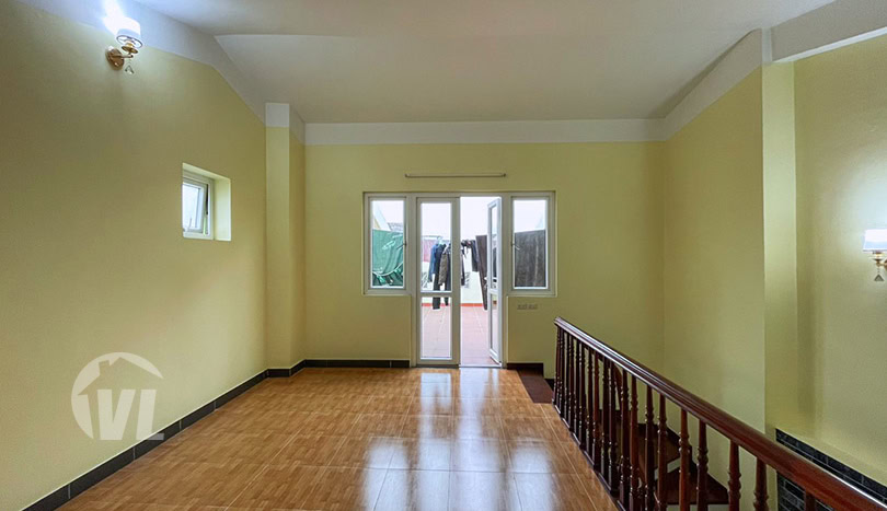 New furnished 5 beds house to rent in Tay Ho district