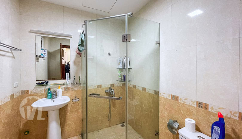 New furnished 5 beds house to rent in Tay Ho district