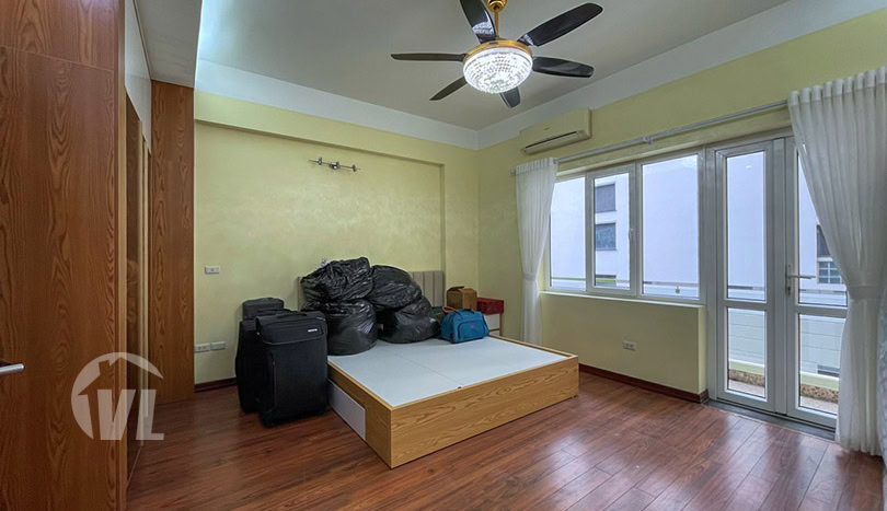 New furnished 5 beds house to rent in Tay Ho district