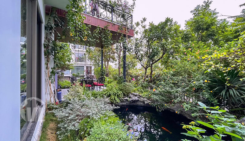 Villa with garden close to the French School in Hanoi Long Bien