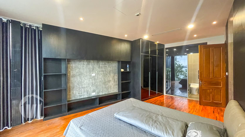 duplex apartment on the West Lake between Ciputra and Tay Ho