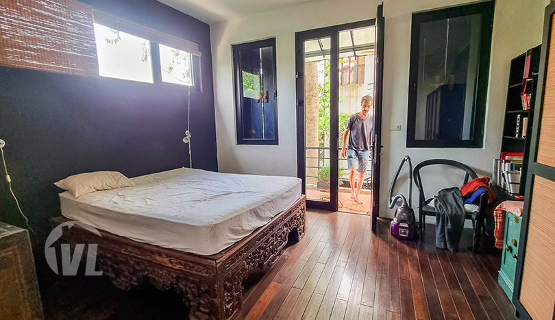 Beautiful house with garden to rent in Long Bien close to LFAY