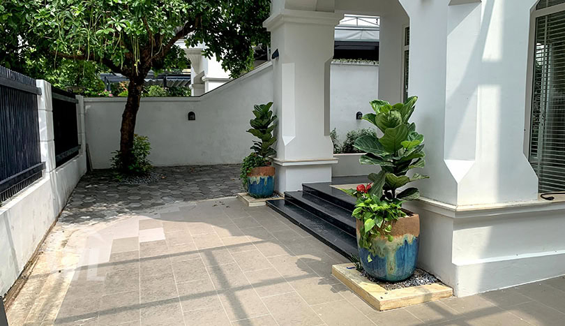 Large furnished 5 beds villa to rent in Ciputra T Block