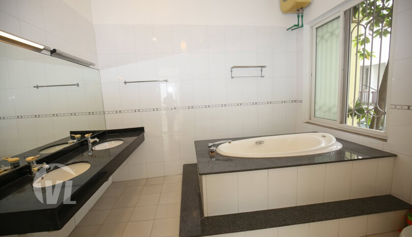 Modern house with car access in Tay Ho close to the West Lake