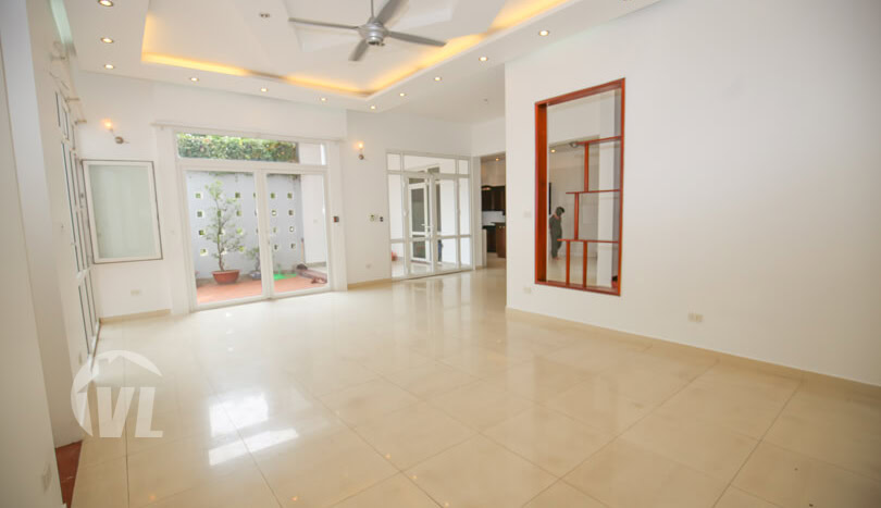 Modern house with car access in Tay Ho close to the West Lake