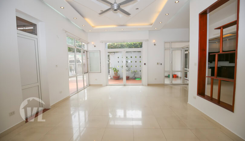Modern house with car access in Tay Ho close to the West Lake