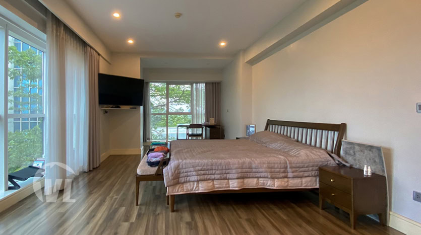 Splendid 4 bedrooms flat to lease in the Link Ciputra Hanoi