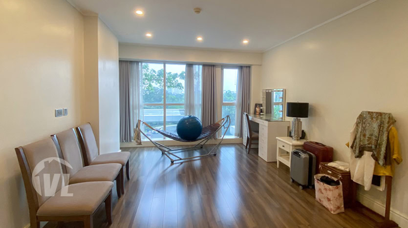 Splendid 4 bedrooms flat to lease in the Link Ciputra Hanoi