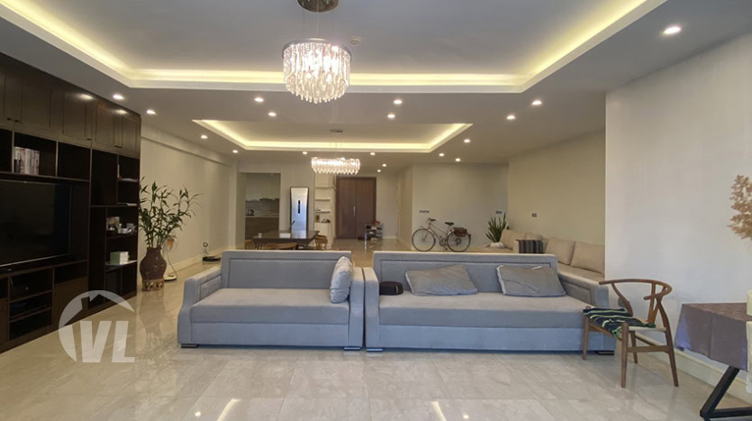 Splendid 4 bedrooms flat to lease in the Link Ciputra Hanoi